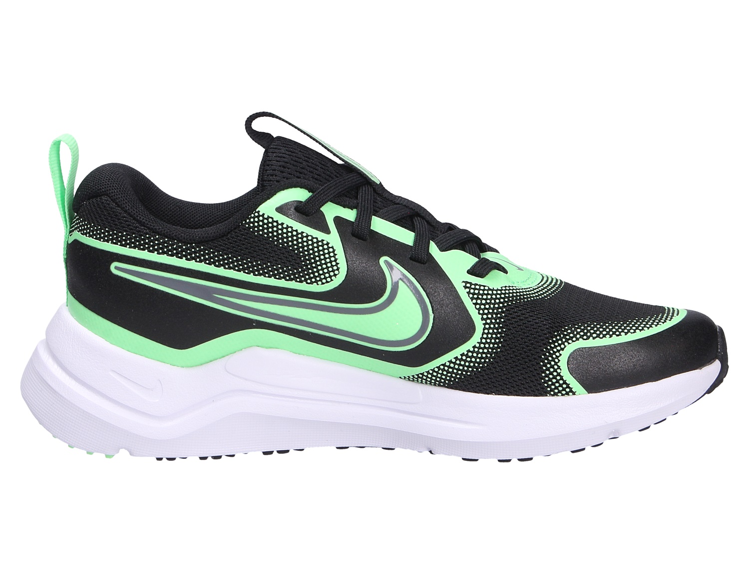Seitenansicht des Nike Cosmic Runner für Kinder: sportlicher Halbschuh in Schwarz mit grünen Details, Schnürung und weißer Laufsohle für aktive Kinder