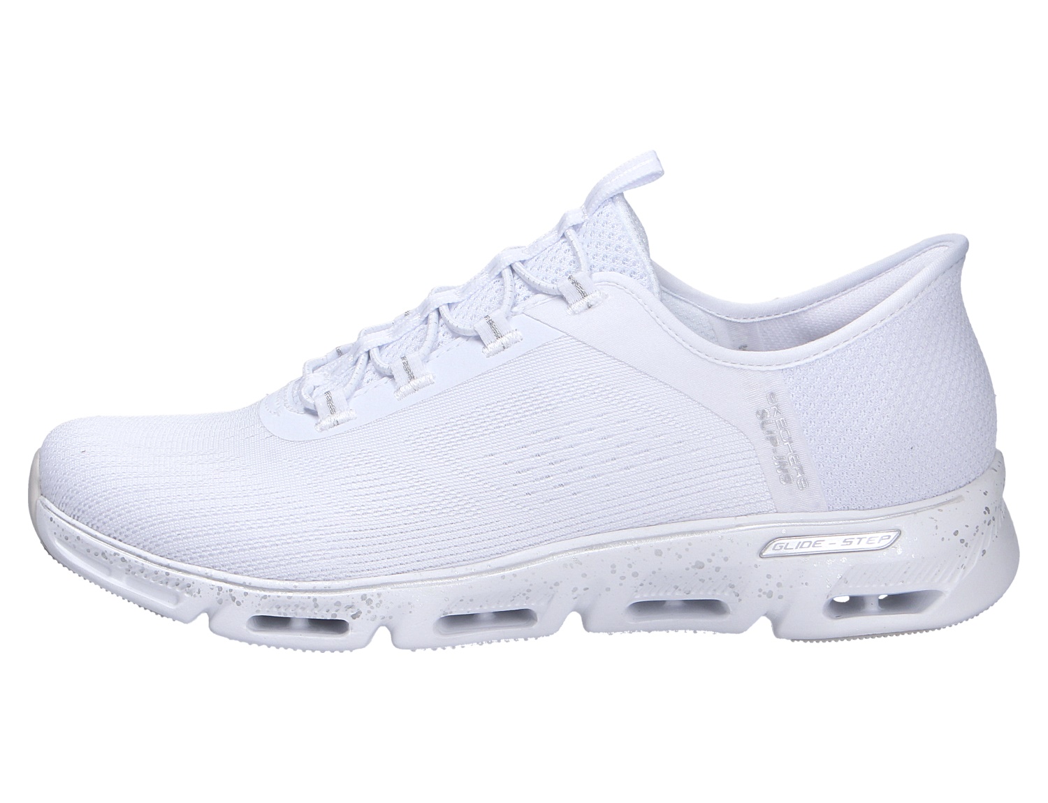 Skechers Glide Step weißer Sneaker mit atmungsaktivem Obermaterial und profilierter Dämpfungssohle in der Seitenansicht