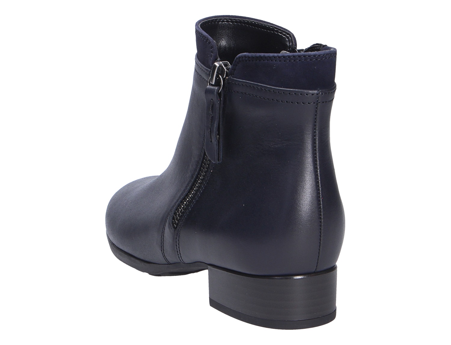 Gabor Damen Stiefel in Dunkelblau, knöchelhoher Lederstiefel mit seitlichem Reißverschluss und niedrigem Blockabsatz, Rückansicht schräg