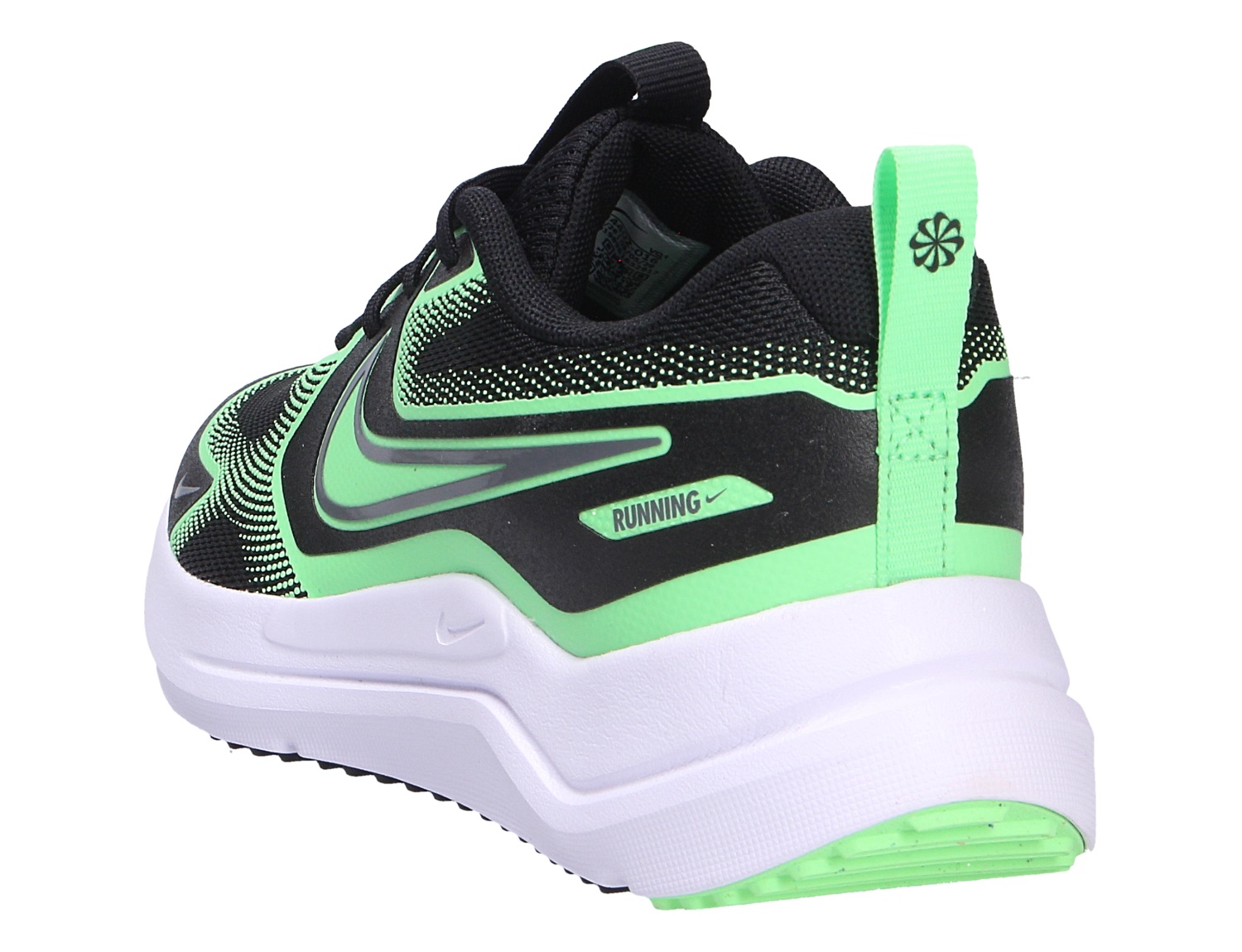 Rückansicht des Nike Cosmic Runner für Kinder in Schwarz und Grün, sportlicher Halbschuh mit dicker weißer Sohle und bequemer Passform für Alltag, Schule und Spiel