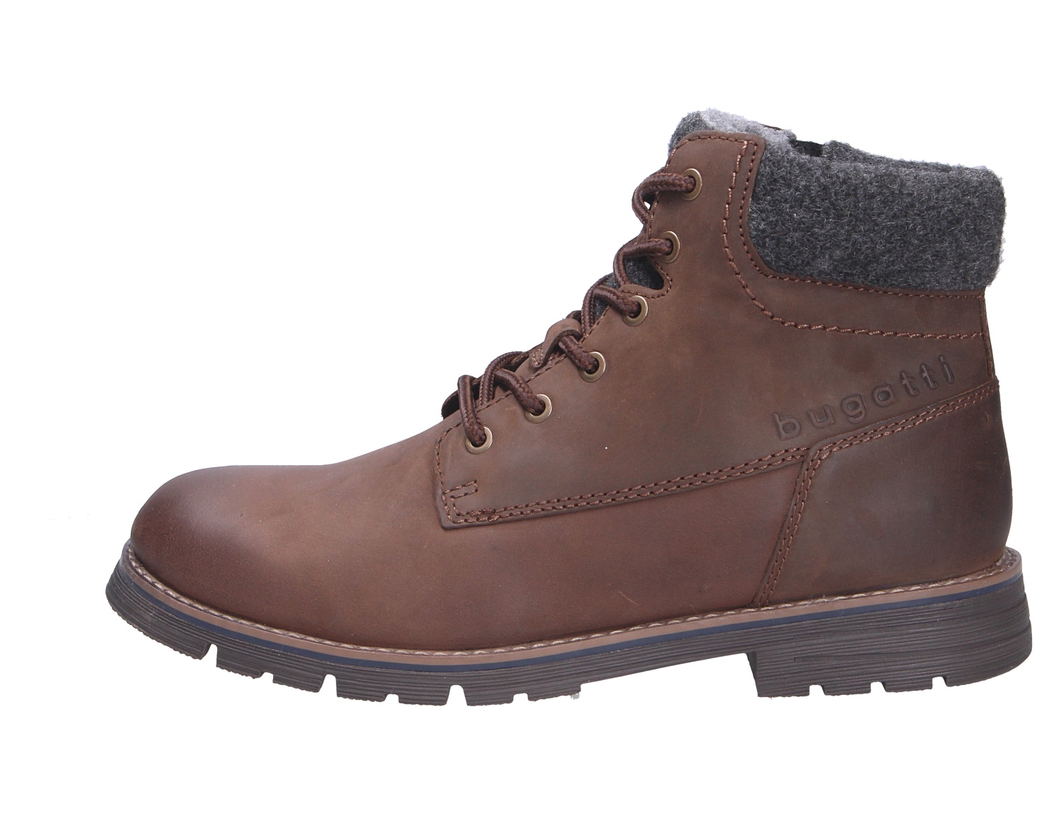 bugatti Herren Stiefel, brauner Lederboot mit Schnürung, grauem Filzkragen und robuster Profilsohle, Seitenansicht