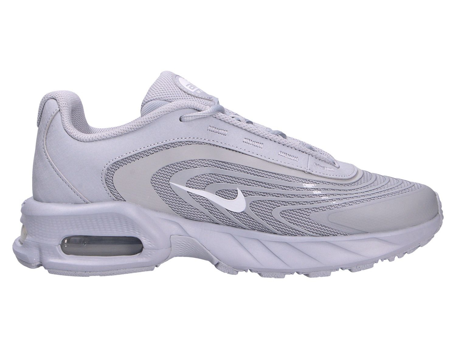 Nike AIR Max Fire in Grau, sportlicher Sneaker mit textilem Obermaterial und sichtbarer Air-Dämpfung in der Seitenansicht