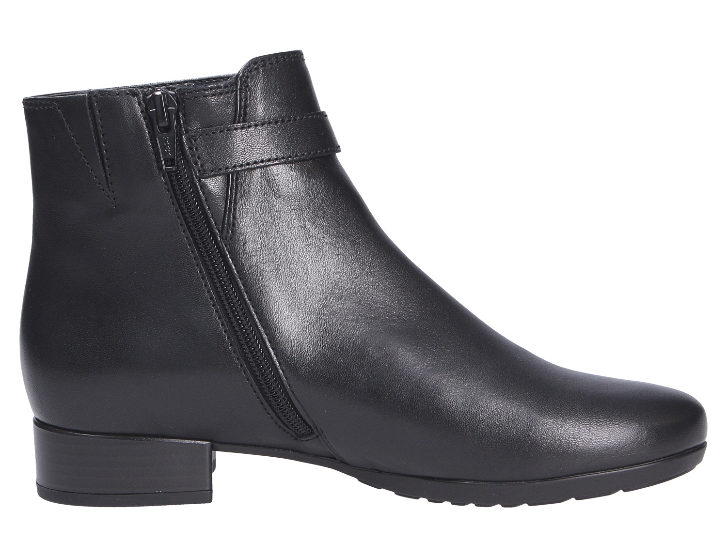 Gabor Damen Stiefel: schwarzer, knöchelhoher Lederstiefel mit seitlichem Reißverschluss, Zierlasche und flachem Blockabsatz